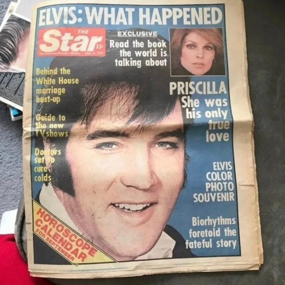 Elvis Presley Magazines Lot - Picture 5 of 6